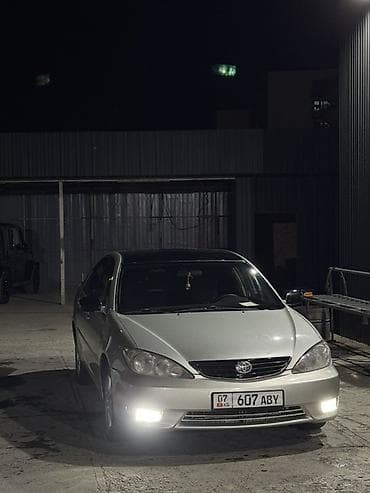 Toyota Camry: 2004 г., 2.4 л, Автомат, Бензин, Седан