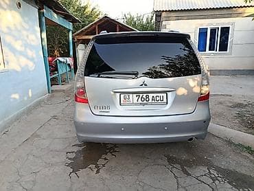 Mitsubishi Grandis: 2006 г., Минивэн — 6
