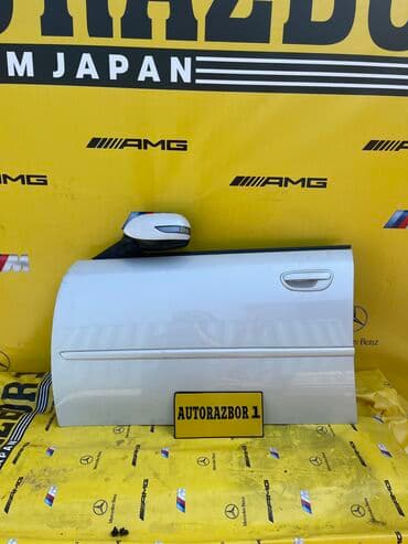 белые зимние сапоги: Передняя левая Subaru, Б/у, Оригинал — 1