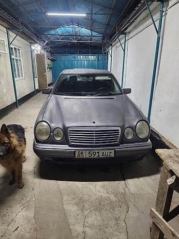 210 капот: Mercedes-Benz E-Class: 1995 г., 2.3 л, Механика, Бензин, Седан — 1