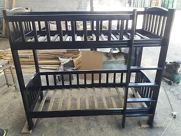 2х ярустные кровати: Продаётся двухъярусный кровать(сосна).(Размер высота 1.80см длина — 5