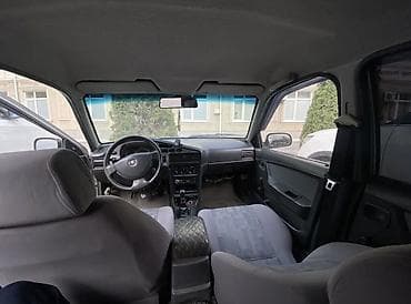Транспорт: Daewoo Nexia: 2010 г., Механика, Бензин, Седан — 4