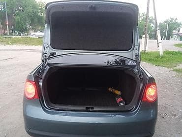 2107 газ: Volkswagen Jetta: 2008 г., 1.6 л, Бензин, Седан — 7