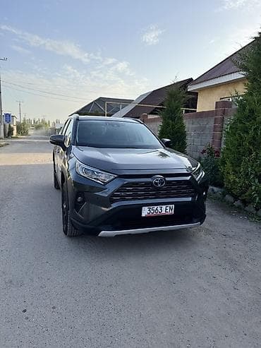 Унаа: Toyota RAV4: 2021 г., 2.5 л, Вариатор, Гибрид, Кроссовер — 4