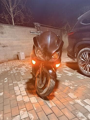 макси мото: Макси-скутер Honda, 250 куб. см, Бензин, Б/у — 2