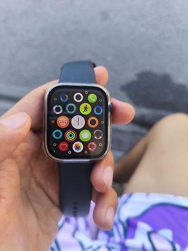 купить apple watch в бишкеке: Продаю Apple Watch Series 7 45 mm, АКБ-100%, состояние идеальное, есть — 3