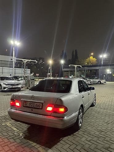 Mercedes-Benz E-Class: 1997 г., 4.3 л, Автомат, Бензин, Седан — 2