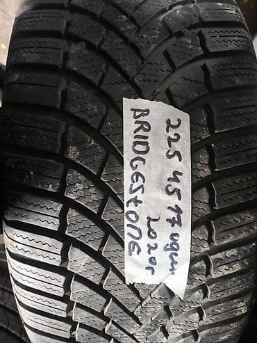 Шины 225 / 45 / R 17, Зима, Б/у, 1 шт, Легковые, Bridgestone