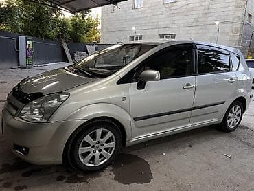 Toyota Corolla Verso: 2005 г., 1.8 л, Механика, Бензин
