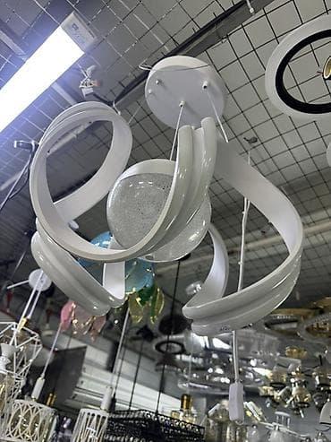 Люстралар: Современная потолочная люстра с LED-подсветкой. - Дизайн: три — 1