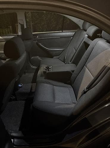 фара на авенсис: Toyota Avensis: 2003 г., 1.8 л, Механика, Бензин, Седан — 8