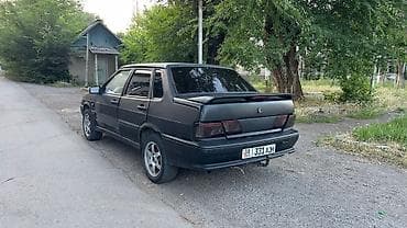 пепельница авто: Легковой автомобиль седан с передним приводом. Основные — 4