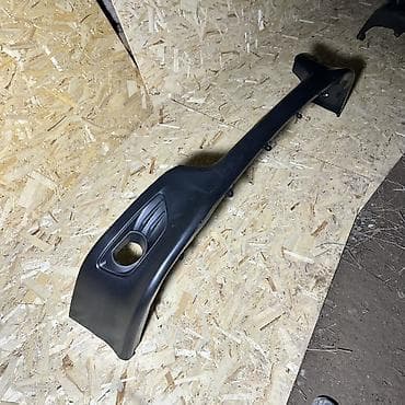 авто ремен: Накладка на бампер Toyota — 2