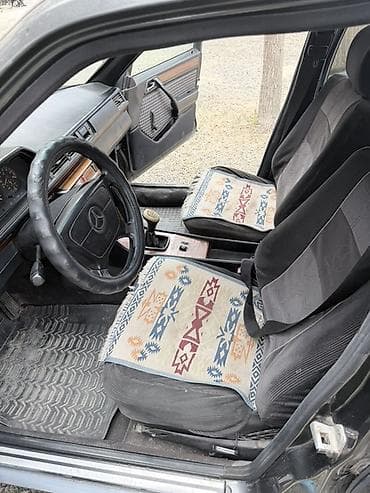 молдинг w220: Mercedes-Benz W124: 1993 г., 2.2 л, Механика, Бензин, Седан — 8
