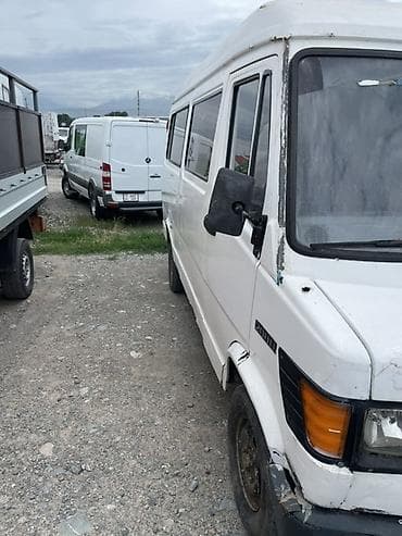 мерс спог: Mercedes-Benz T1: 1994 г., 2.9 л, Механика, Дизель, Фургон — 3
