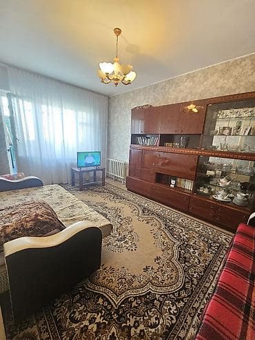 Батирлерди сатуу: 1 бөлмө, 34 м², 105-серия, 7 кабат, Эски ремонт — 6