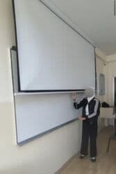 Ремонт проекционных экранов Профессиональный ремонт и обслуживание