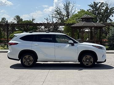 byd e2 2023: Toyota Highlander: 2023 г., 2.5 л, Вариатор, Гибрид, Внедорожник — 6