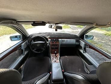 v class: Mercedes-Benz E-Class: 1999 г., 3.2 л, Автомат, Бензин, Седан — 6