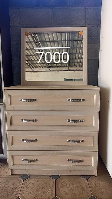 Продаётся в городе Каракол б/у мебель at lalafo.kg Продаётся в городе Каракол б/у мебель