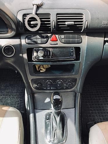 дверные карты w211: Mercedes-Benz C-Class: 2002 г., 2 л, Автомат, Бензин, Универсал — 8