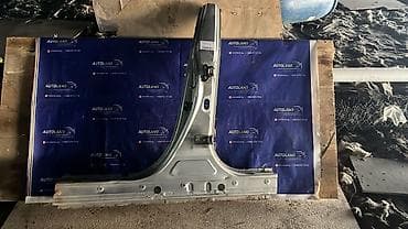 00: Toyota Camry (40) (USA) - Стойка кузова центральный LS (левый) — 1