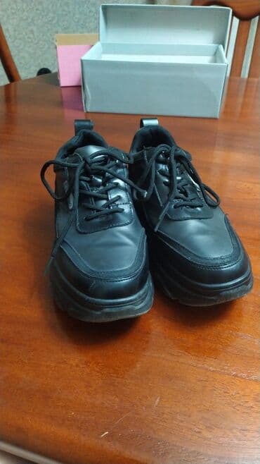 Айымдардын бут кийими: Женские ботинки/кроссовки на осень
самовывоз дордой плаза/кара жыгач — 4