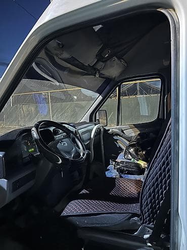 кадди сай: Микроавтобус Mercedes-Benz Sprinter (длинная база, высокий потолок) — 9