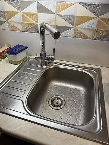 Раковина со смесителем б/у
В хорошем состоянии просто надо почистить