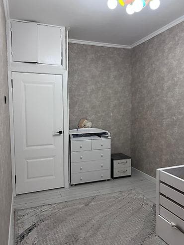 Квартиры: 4 комнаты, 80 м², 105 серия, 12 мкр 105 серия, 6 этаж, Евроремонт — 3