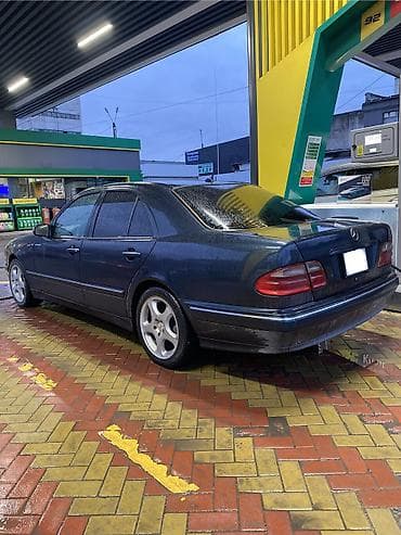 forester 2003: Mercedes-Benz E-Class: 2000 г., Автомат, Бензин, Седан — 2