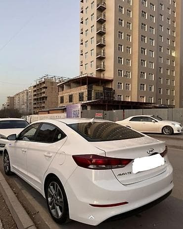 elantra luxe: Hyundai Elantra: 2018 г., 1.6 л, Автомат, Бензин, Седан — 5