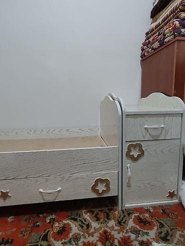 диван для одного: Детская односпальная кровать, Б/у, Для девочки, Для мальчика, С бортиком, ДСП, Самовывоз — 1