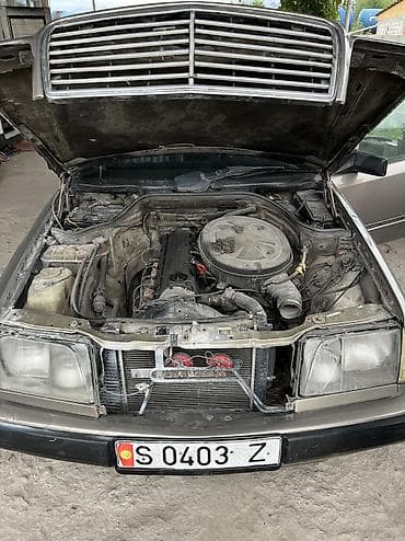 lexus 300 is 2002: Mercedes-Benz W124: 1983 г., 2.6 л, Автомат, Бензин, Седан — 10