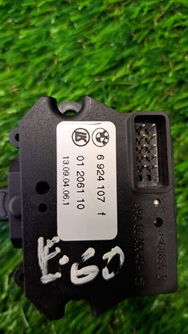 e61: Подрулевой переключатель BMW 5 E60 E61 Номер 6 924 —-107 Состояние — 6