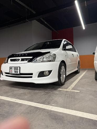 Транспорт: Toyota Ipsum: 2004 г., 2.4 л, Автомат, Бензин, Минивэн — 4