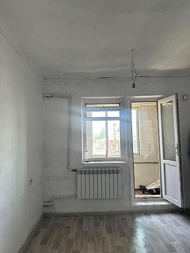 продажа коммунальной квартиры: Бишкек кызыл аскер достук м-н 110 квартал эки болмолуу батирдин бир — 7