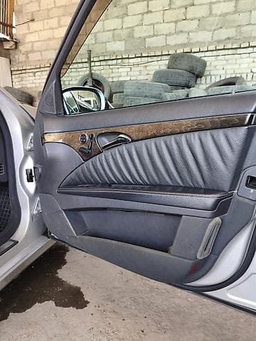 avangarde: Mercedes-Benz E-Class: 2004 г., 3.2 л, Автомат, Бензин, Седан — 10