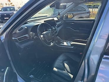 windom 3 0: Toyota Highlander: 2020 г., 2.5 л, Вариатор, Гибрид, Кроссовер — 6