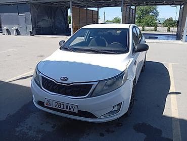 keyless go: Kia Rio: 2015 г., 1.4 л, Ручные, Бензин, Седан — 3