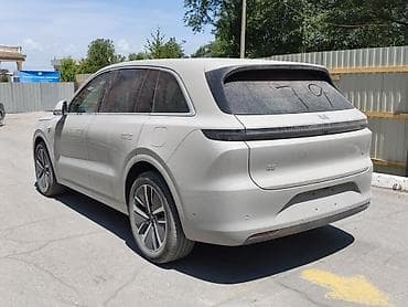 jac refine l6 max: Lixiang L6: 2025 г., 1.5 л, Автомат, Гибрид, Кроссовер — 7