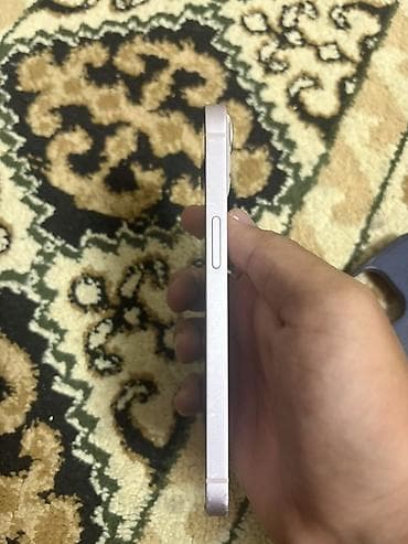 apple: IPhone 13, розовый цвет (Pink) Основные характеристики: - Дисплей — 2