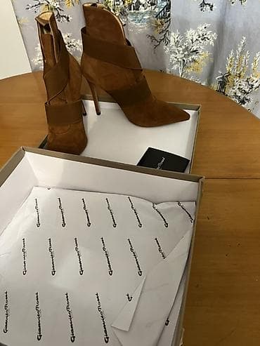 на высокой подошве: Ботильоны Gianvito Rossi - Модель: высокие ботильоны на шпильке - — 6