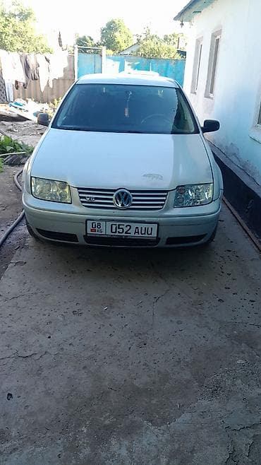 Volkswagen Bora: 1999 г., 2 л, Автомат, Бензин, Седан