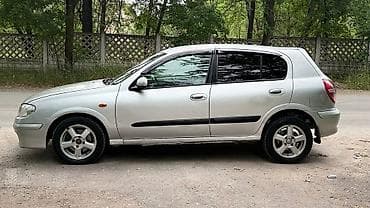 e60 m5: Nissan Almera: 2002 г., 1.8 л, Механика, Бензин, Хэтчбэк — 7