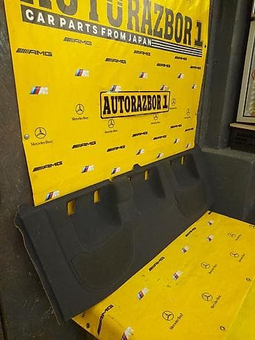 Задняя полка.
Mercedes Benz w210