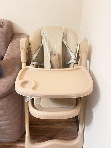 школьный фартук купить: Детский стульчик для кормления, бежевый почти новый - Универсальная — 2
