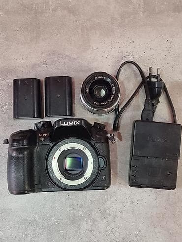 адаптер флешка: Срочно продаю Panasonic GH4 в комплекте объектив 25мм F1.8, 3 батареи — 1