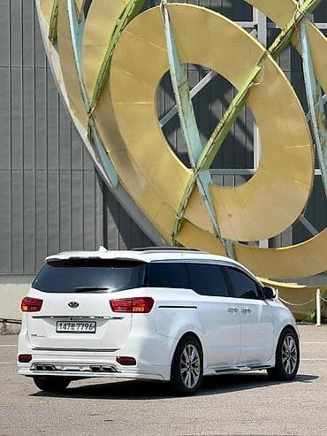 kia karnaval: Kia Carnival: 2019 г., 2.2 л, Автомат, Дизель, Минивэн — 3