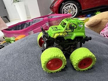 car bmw: Игрушечный монстр-трак «Hulk» - Тип: инерционная машинка-монстр-трак — 1